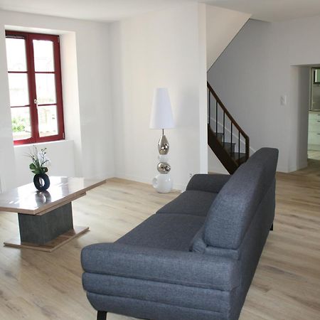 Les Nuits D'Aldearde Apartamento Airvault Exterior foto